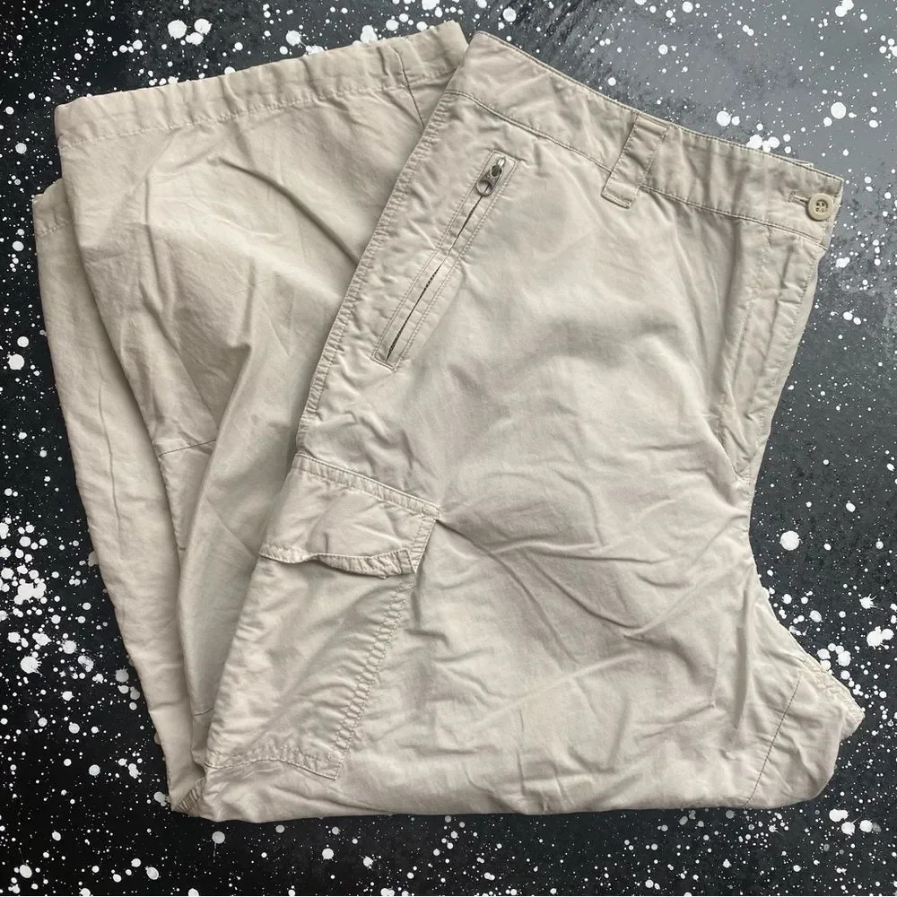 New York & Company Cargo Capris 🏙️